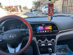 هیۆندای ئەلەنترا